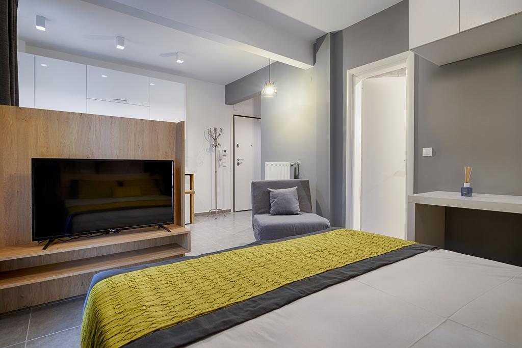Heliconia Deluxe Apt Must Apartment Tesalonika Bagian luar foto