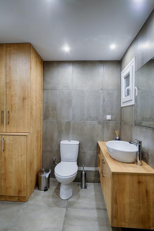 Heliconia Deluxe Apt Must Apartment Tesalonika Bagian luar foto