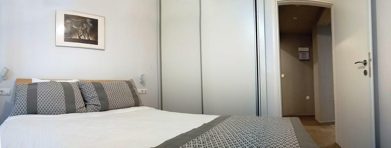 Heliconia Deluxe Apt Must Apartment Tesalonika Bagian luar foto