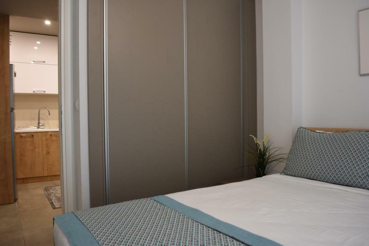 Heliconia Deluxe Apt Must Apartment Tesalonika Bagian luar foto