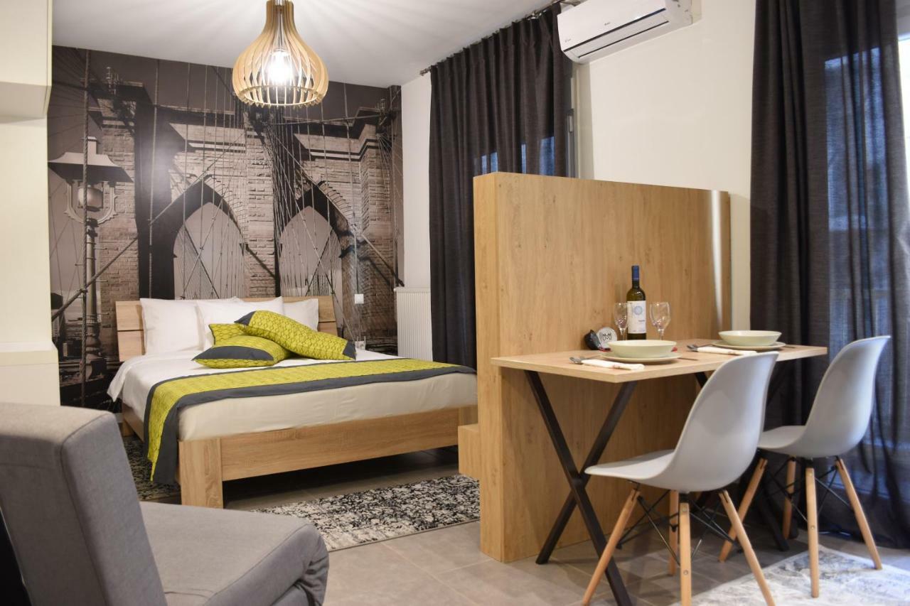 Heliconia Deluxe Apt Must Apartment Tesalonika Bagian luar foto