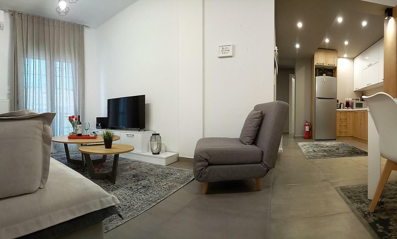 Heliconia Deluxe Apt Must Apartment Tesalonika Bagian luar foto